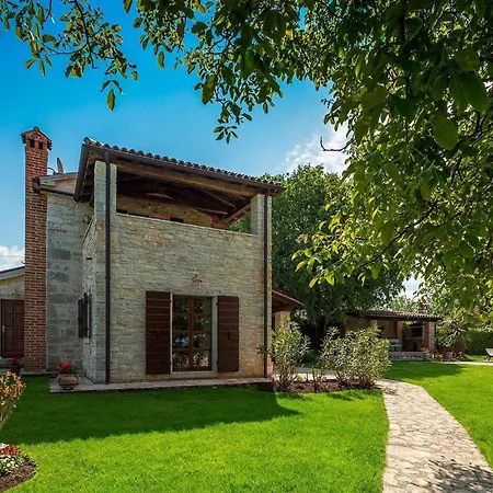 Holiday home Nini Porec