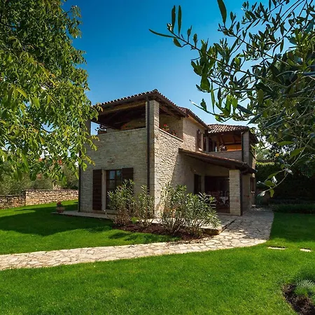 Holiday home Nini *
