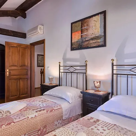 Сasa de vacaciones Nini Poreč